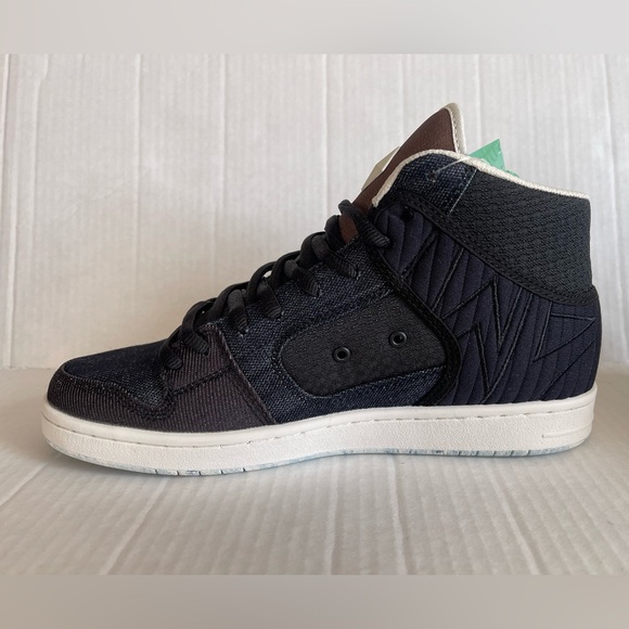 NWT Star Wars Ahsoka Tano Sneakers DC Shoes Men’s 8/Women’s 9.5 Mandalorian - Picture 9 of 16